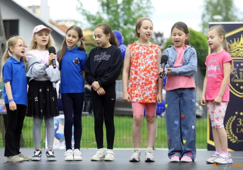 Zabawa, licytacje i wielka integracja. Tak wyglądał rodzinny piknik olsztyńskiej „Stojedynki”