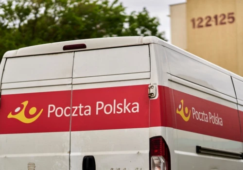 Poczta Polska straciła trzy czwarte rynku kurierskiego. Teraz ma to odrobić
