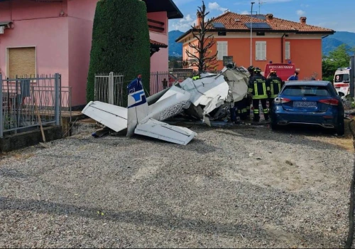 Samolot runął na ziemię. Katastrofa lotnicza we Włoszech