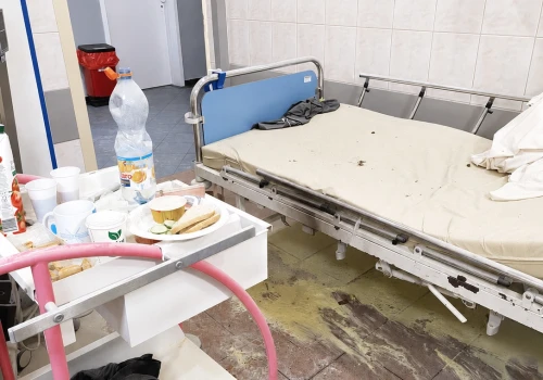Pożar w szczecińskim szpitalu. Pacjent wzniecił ogień w izolatce, Izba Przyjęć została zamknięta