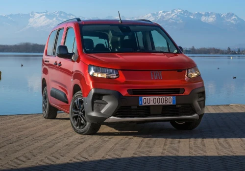 Fiat zrobił coś wbrew trendom. Nowy Qubo L nie ma hybrydy ani elektryka