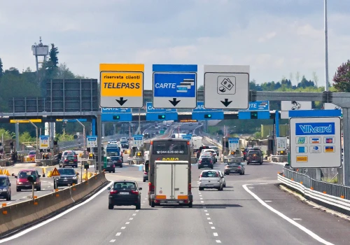 Zwrot opłaty za autostradę jeśli utkniemy przed remontem – nowe zasady z Włoch