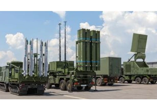 Kolejna wyrzutnia IRIS-T w Ukrainie. Zełenski twierdzi, że to za mało