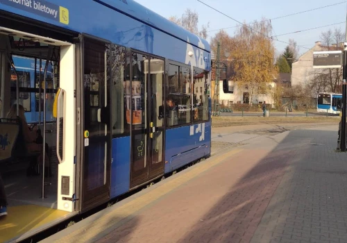 Krakowska komunikacja straciła 17 mln pasażerów. Spadek o prawie 5 proc. w ciągu roku