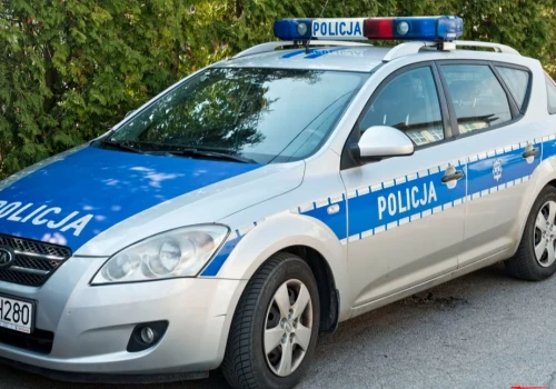 Policja szuka świadków podpalenia samochodów w Stoku Lackim