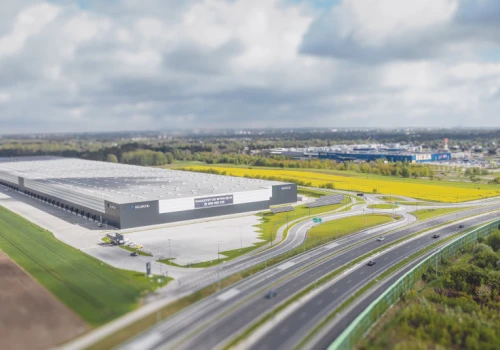 Hillwood Polska pozyskało finansowanie na cztery projekty magazynowe