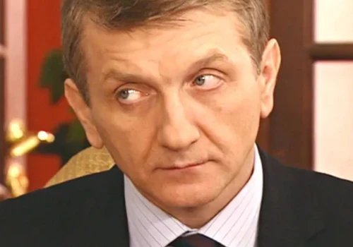Tak dziś wygląda Janusz Tracz z 