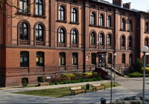 80-lecie Szkoły Podstawowej nr 1 im. Powstańców Wielkopolskich w Legnicy