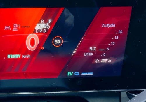 Nowe Renault Clio 1.8 160 KM – jak różni się spalanie pomiędzy trybami Comfort a Sport?