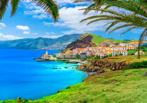 Madera w listopadzie 🌊⛰️ Loty i hotel ze śniadaniami za 1699 PLN 💚☀️