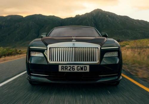 Ideału się nie poprawia, chyba że to Rolls-Royce. Oto nowy Spectre Series II