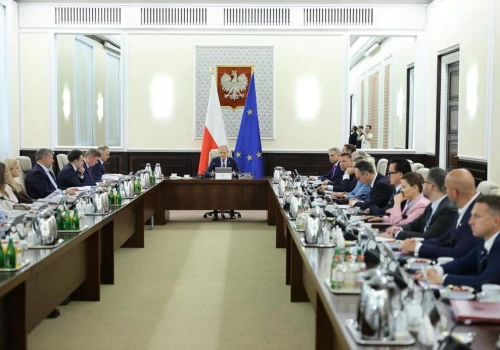 W końcu! Zakaz używania telefonów w szkołach podstawowych od 1 września 2026 roku