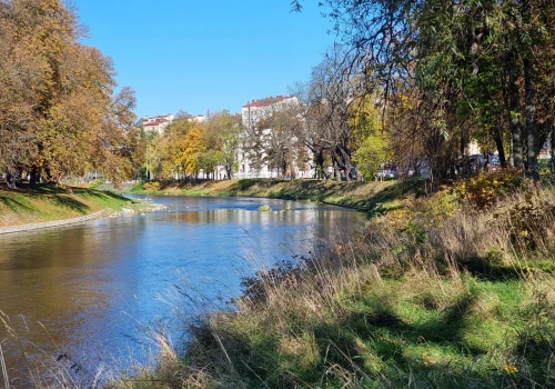 „Wody Polskie” naprawią mur oporowy nad Olzą w centrum Cieszyna
