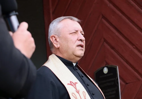 Ks. Anatola Parachniewicza uznano za więźnia politycznego