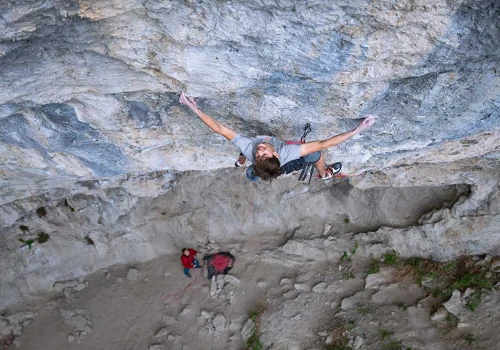 Młody Pepa Šindel sięga po „The Clash of the Titans” 9b 