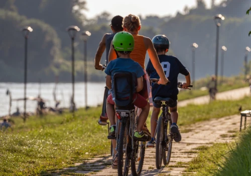 Kask obowiązkowy na rowerze i hulajnodze. Nowe przepisy już obowiązują