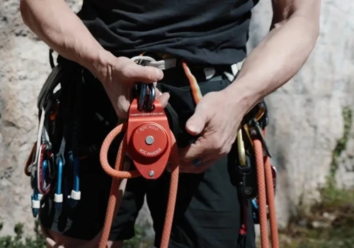 Koniec ery przerabianych GRIGRI? Roc Solo to pierwszy certyfikowany przyrząd do rope solo