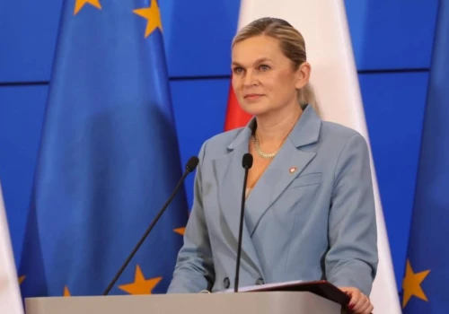 MEN przyjął zakaz telefonów w szkołach. Rodzice są podzieleni: 