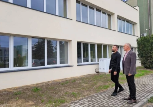 Kolejny budynek po termomodernizacji. Będą oszczędności w utrzymaniu