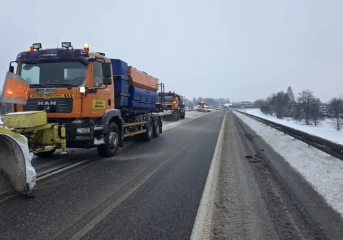 GDDKiA tęskni za zimą. Soli starczyłoby na bardzo duże frytki