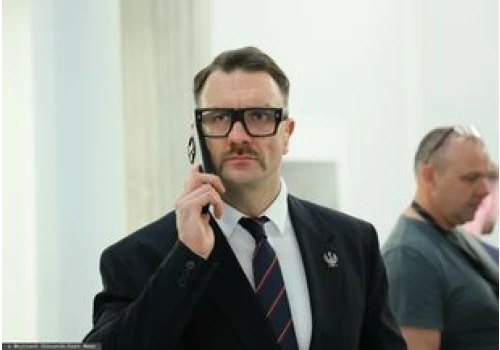 Posłowie rekordziści. Ponad 100 tys. zł kilometrówek. Oto ich majątki