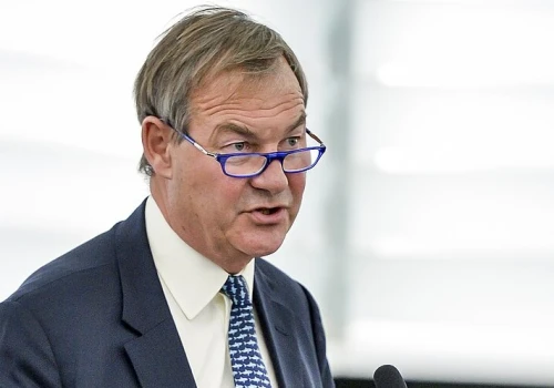 Gangi gwałcicieli i zmowa milczenia w UK