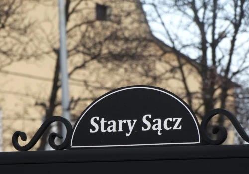 Zmiana organizacji ruchu w centrum Starego Sącza. Zobacz, jak ominąć rynek