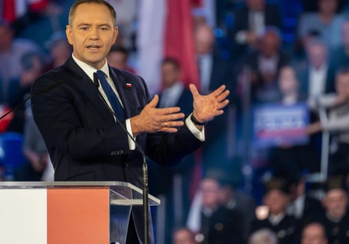 Kara do 5000 zł za psa lub kota. Nawrocki podpisał ustawę, ale żąda zmian
