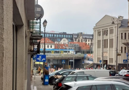 Wkrótce ruszy rozbiórka wiaduktu na ul. św. Jana. Znika peron 5, ale wróci w nowej odsłonie