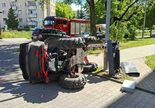 Gorzów. Poważny wypadek, kierująca quadem uderzyła w szlaban (ZDJĘCIA)