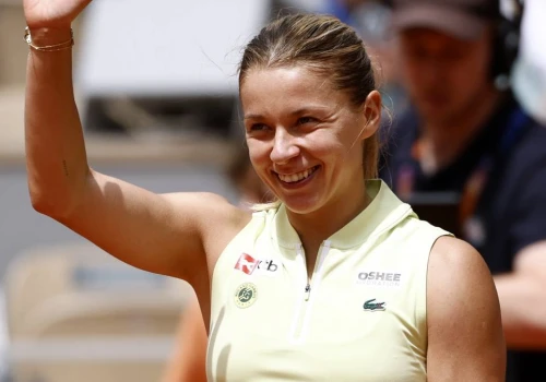 Roland Garros: Maja Chwalińska - Diana Sznajder. Relacja live i wynik na żywo