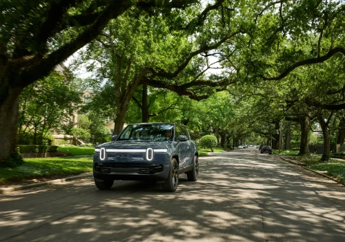 Rivian odcina się od CarPlay. Stawia wszystko na AI i własny ekosystem