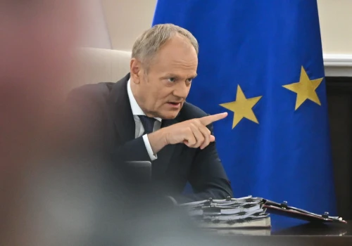 Unijny bat znów uderza w Polskę! Bruksela grozi nam milionowymi karami i pozywa do TSUE