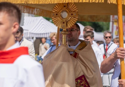 Boże Ciało w licheńskim sanktuarium. Publiczne świadectwo wiary