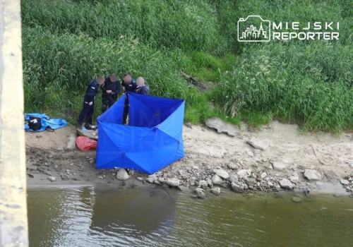 Mężczyzna skoczył z Mostu Siekierkowskiego. 24-latek zginął na miejscu