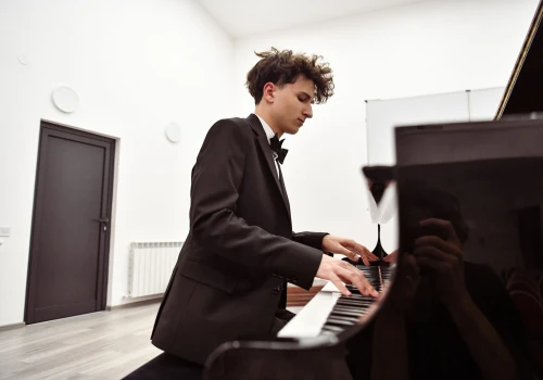 Od stu lat trwała dyskusja o magii fortepianu. Badania pokazują, że wybitnym pianistom należą się przeprosiny