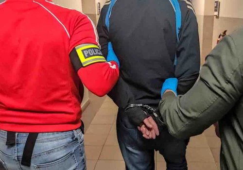 Zielona Góra. Podpalił wiatę śmietnikową, straty to 30 tys. zł
