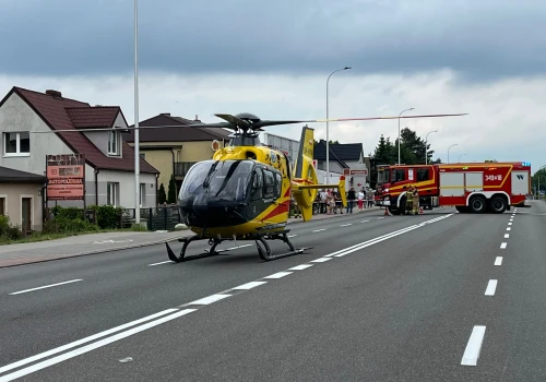 Wypadek drogowy z udziałem motocykla i samochodu osobowego! Na miejscu śmigłowiec LPR.