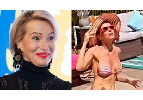 Paulina Smaszcz w BIKINI moczy stópki w basenie. 
