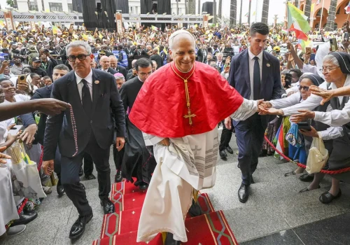 Na rozdrożu. Do jakiej Hiszpanii przyjeżdża papież Leon XIV