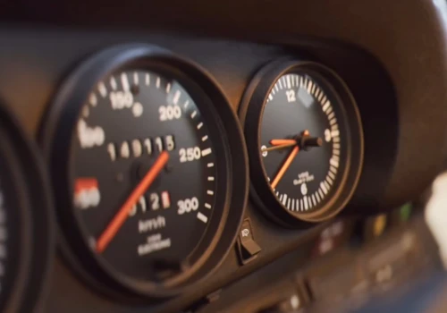 CLUTCH z kolejnym zwiastunem. Wyścigi policyjne i rozbudowana fabuła?