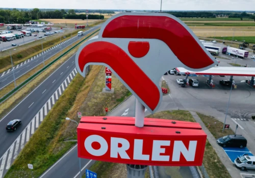 Orlen przegląda strategię. Chce być gotowy na różne scenariusze. 