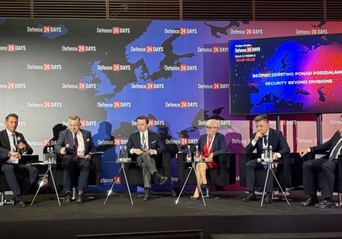 Bezpieczeństwa ponad podziałami poszukują sami politycy
