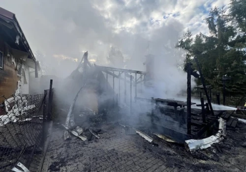 AKTUALIZACJA 17-latka nie żyje. Doszło do pożaru (ZDJĘCIA)