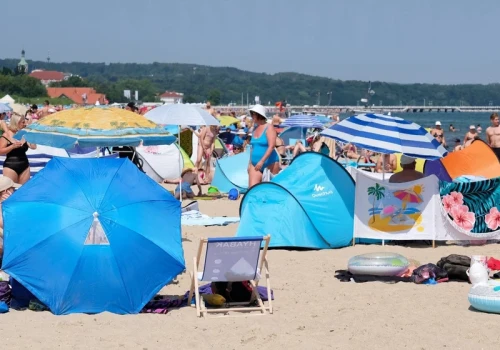 Po tym zdjęciu z Sopotu zawrzało. Internauci są bezlitośni