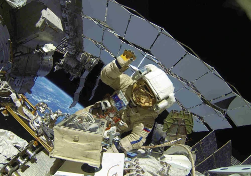 Wyciek na ISS. Astronauci musieli szukać schronienia