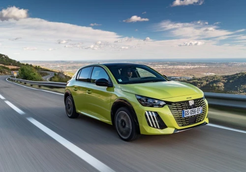 10 najtańszych nowych samochodów Peugeot w Polsce. Ceny startują od 66.990 zł