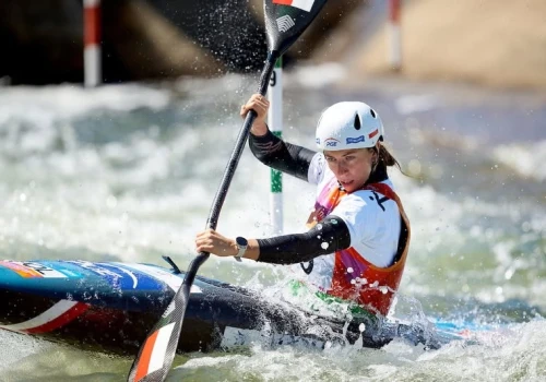 Klaudia Zwolińska z podium Pucharu Świata. Zawodniczka krakowskiego klubu błyszczy w Pradze