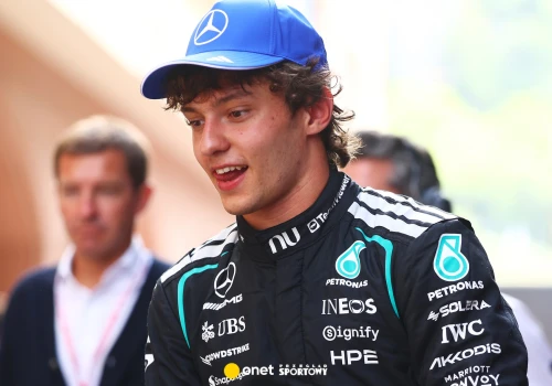 Kimi Antonelli z pole position. Nie miał sobie równych w Monaco.