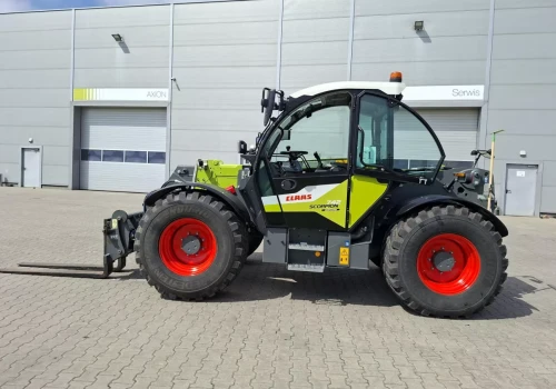 Claas Scorpion w pracy. Te funkcje naprawdę odciążają operatora